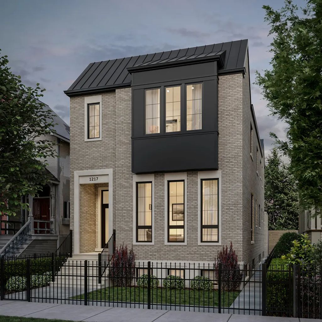 1217 W Montana Street, Chicago