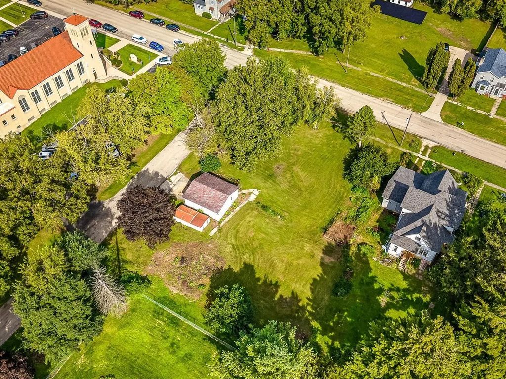 512 W Main Street, Durand