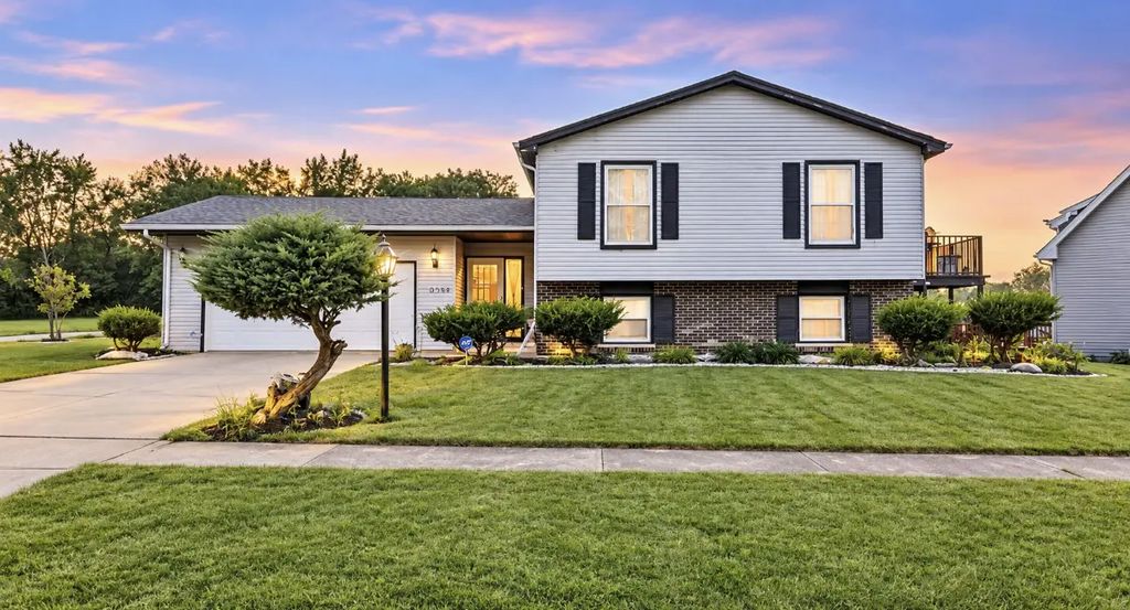 639 Sullivan Lane, University Park