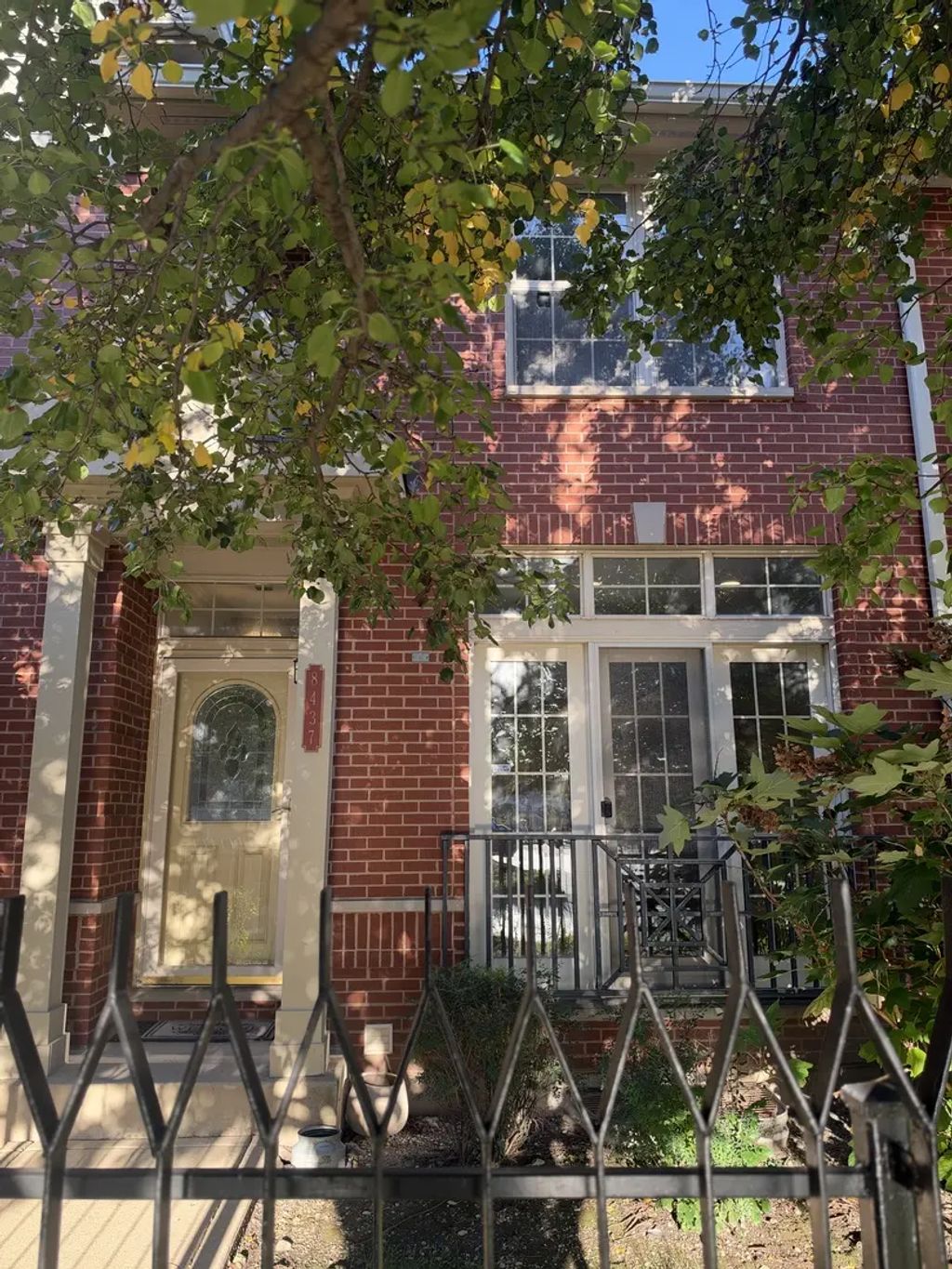 8437 Callie Avenue, Morton Grove