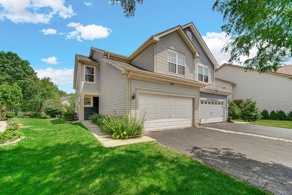 1424 Derby Lane, Mundelein