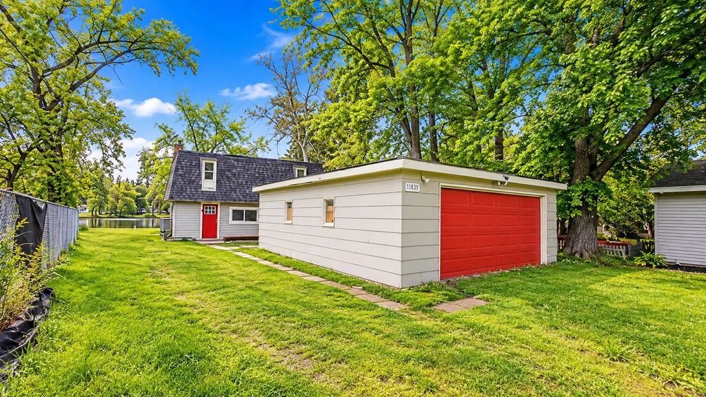 11839 E Gregg Boulevard, Momence