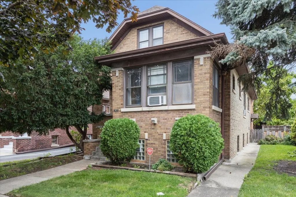 8010 44th Street, Lyons