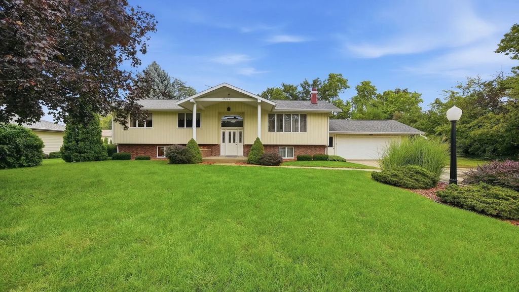 23804 W Getson Avenue, Plainfield
