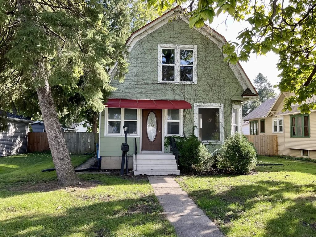 317 W Delaware Street, Dwight