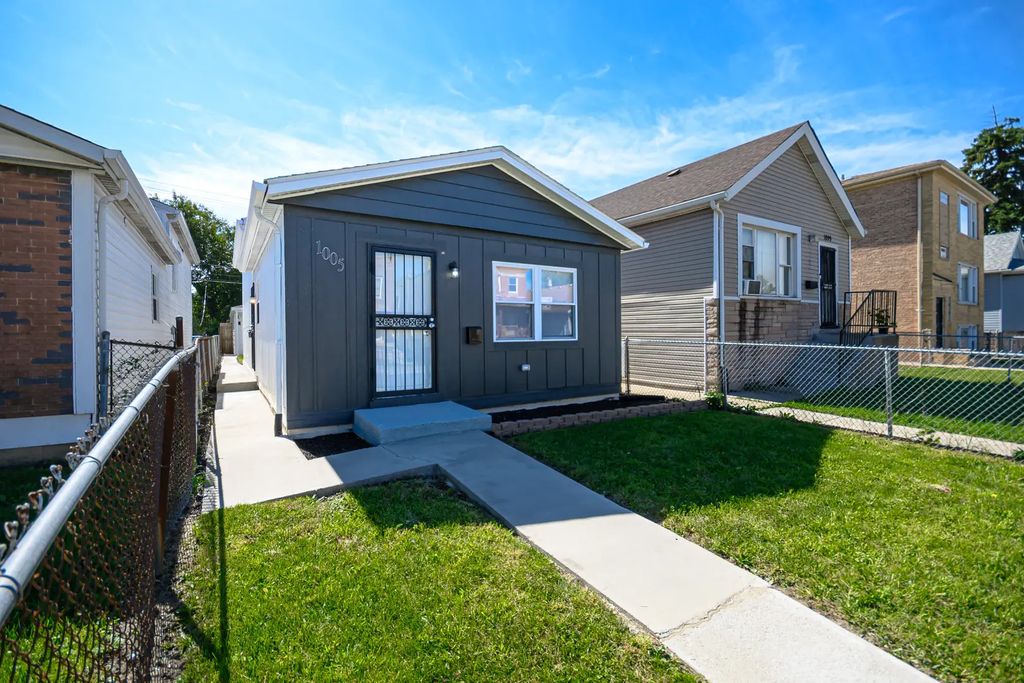 1005 W 103rd Street, Chicago