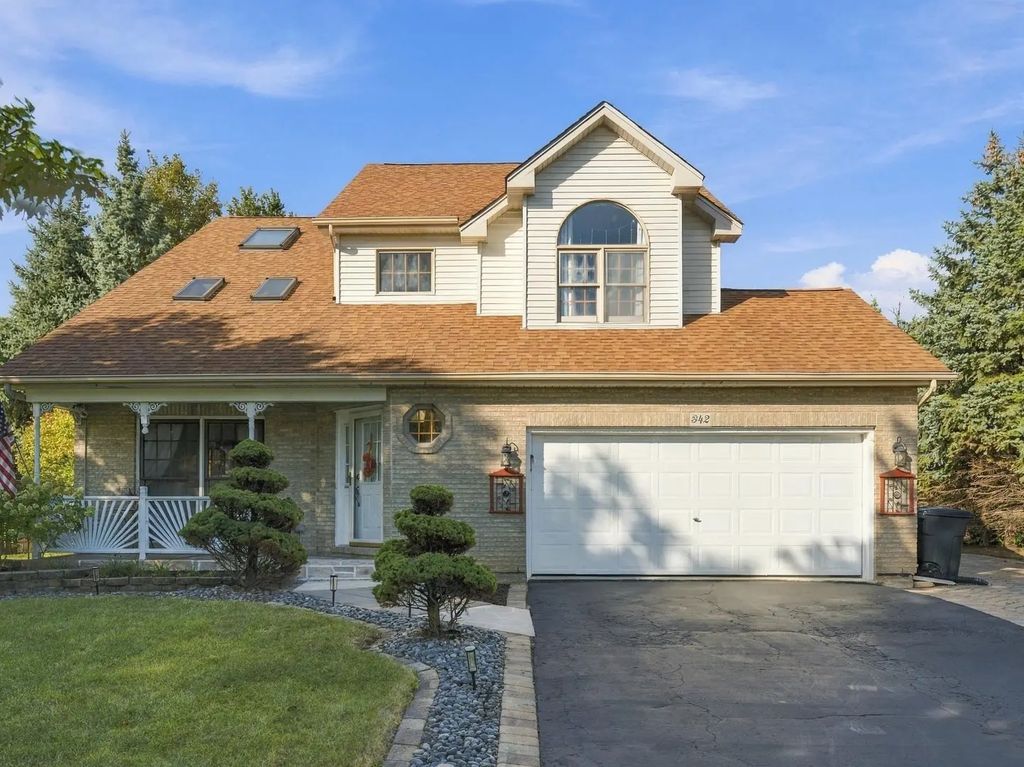 342 Blackfoot Drive, Bolingbrook