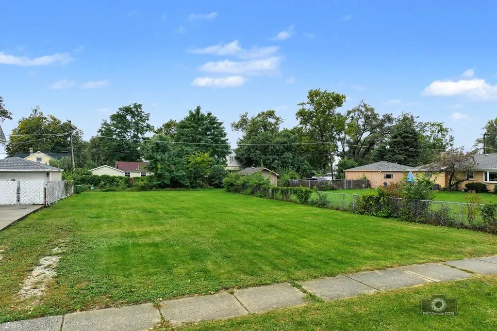 10008 Melvina Avenue, Oak Lawn