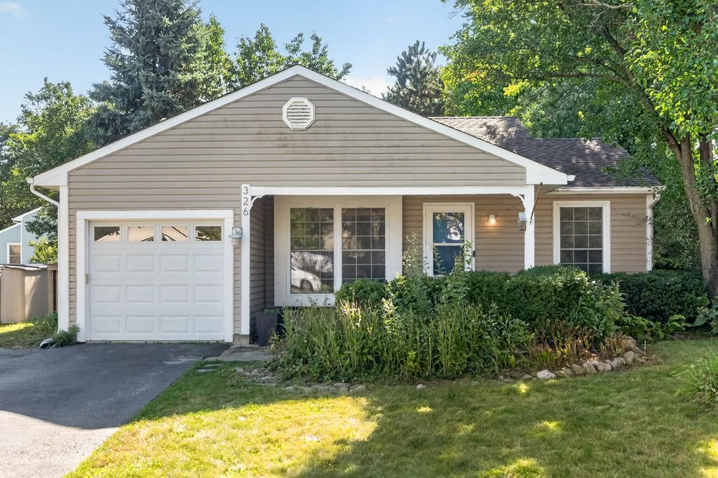 326 Danbury Drive, Naperville