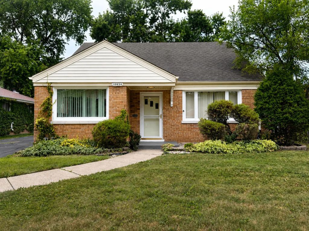 10834 S Keeler Avenue, Oak Lawn