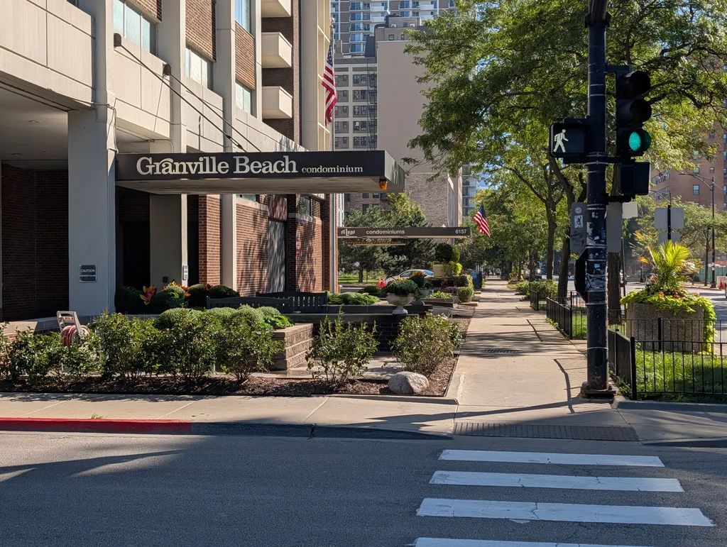 6171 N Sheridan Road 1412, Chicago