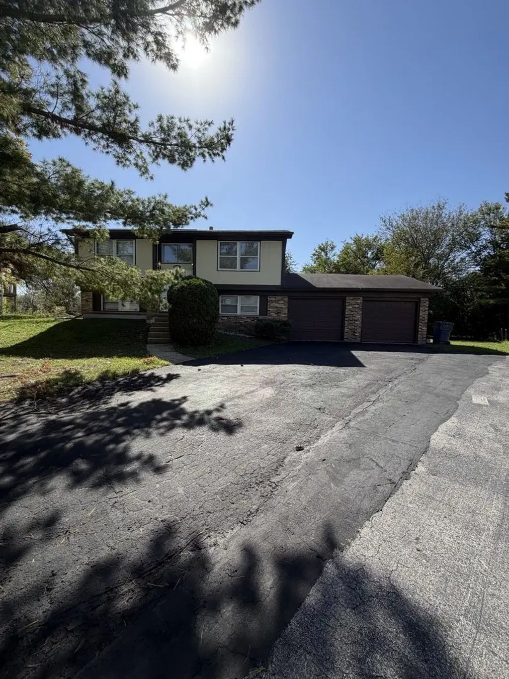 5619 Allemong Drive, Matteson