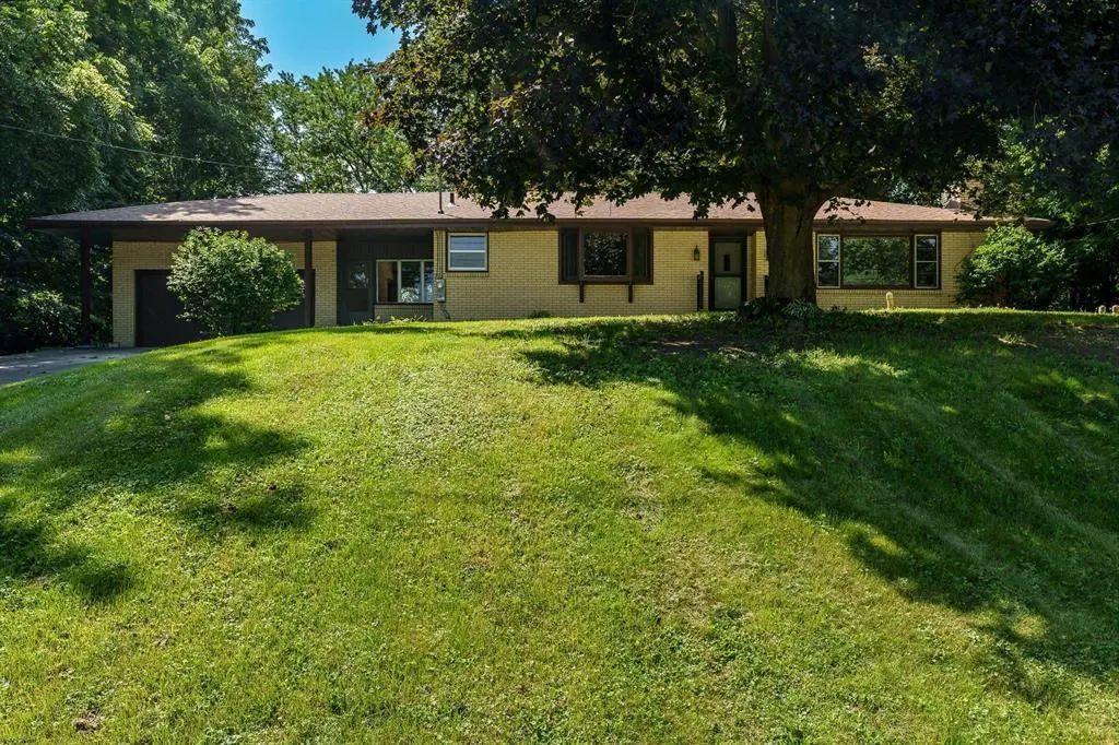 5094 Safford Boulevard, Rockford