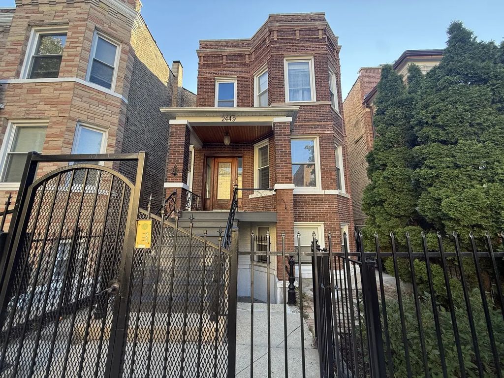 2449 N Ridgeway Avenue 1, Chicago