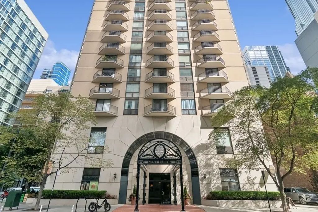 70 W Huron Street 1602, Chicago