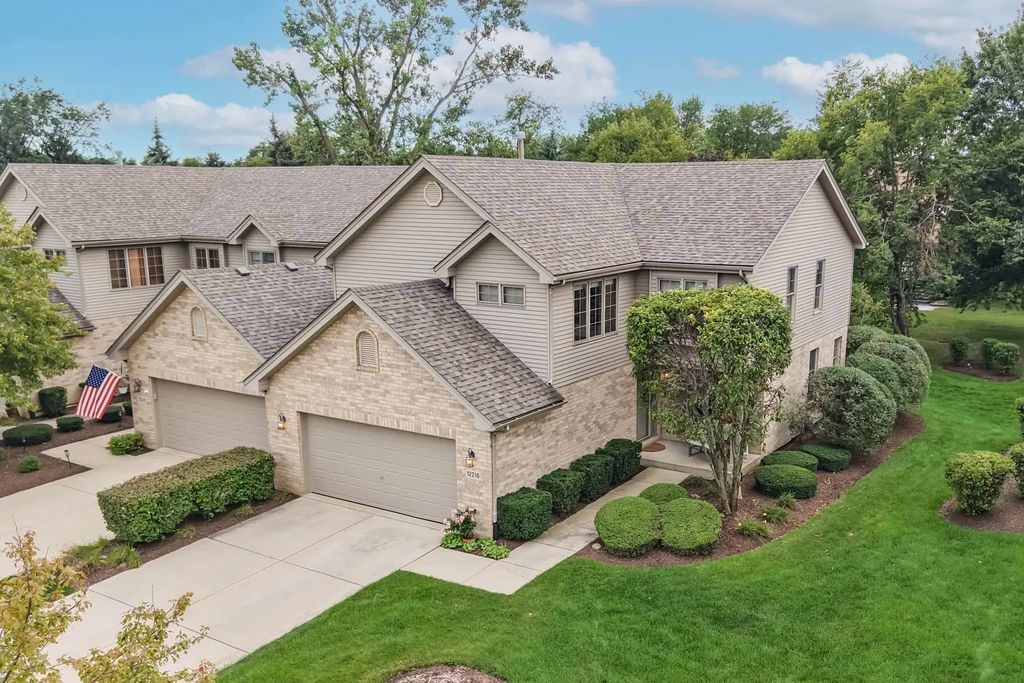 12216 Sumner Street, Lemont