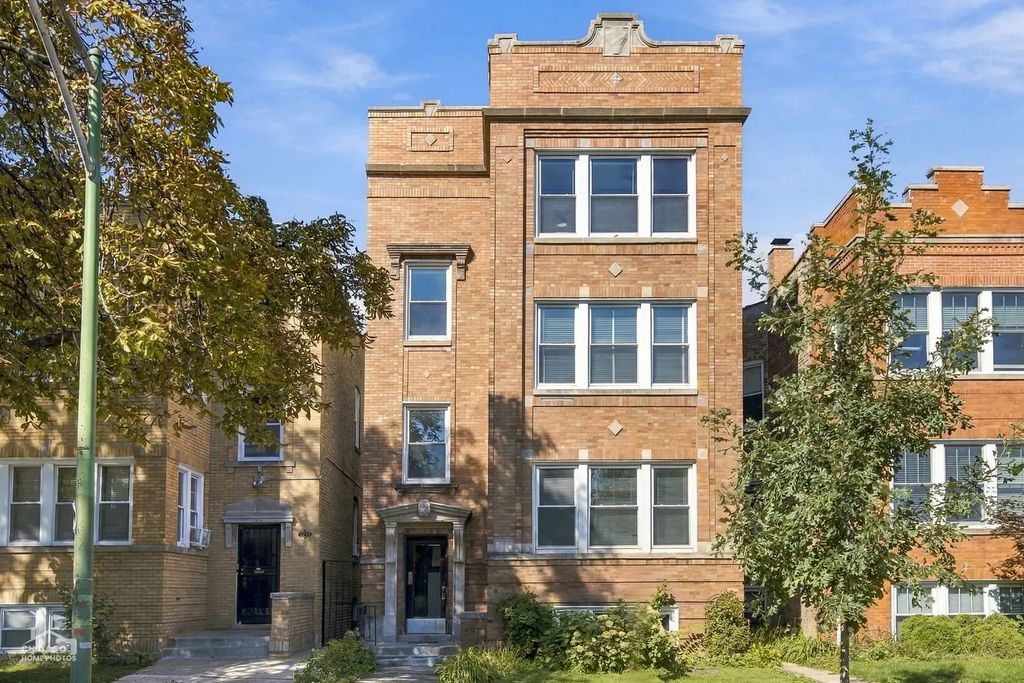 3046 N Davlin Court, Chicago
