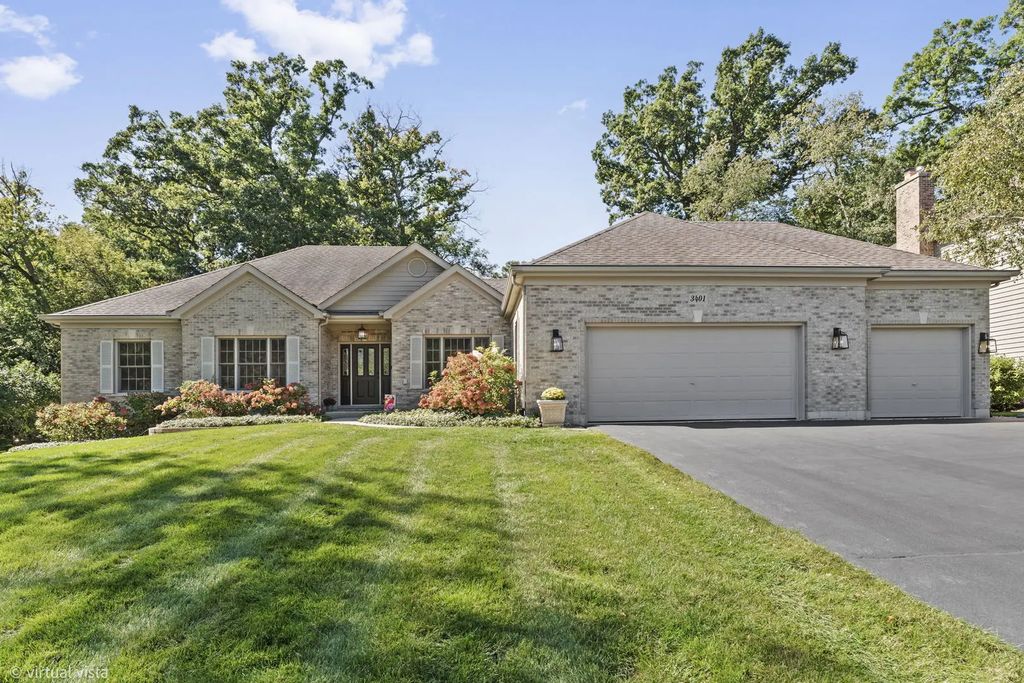 3401 Thunderbird Lane, Crystal Lake