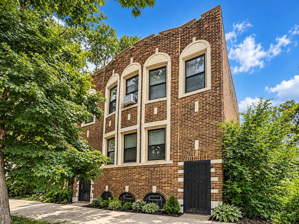 1817 S Harding Avenue, Chicago