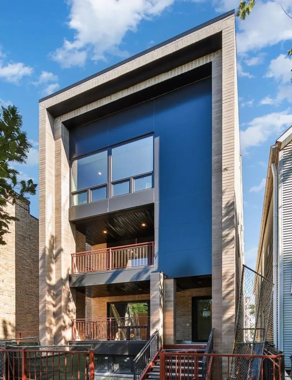 1821 N Kimball Avenue 2f, Chicago