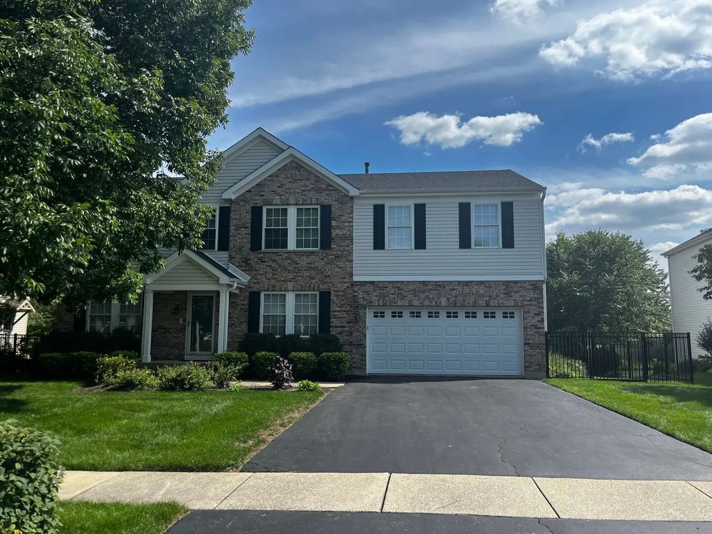406 Hubbard Lane, Lake Villa