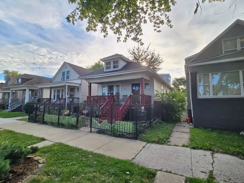 8940 S Parnell Avenue, Chicago