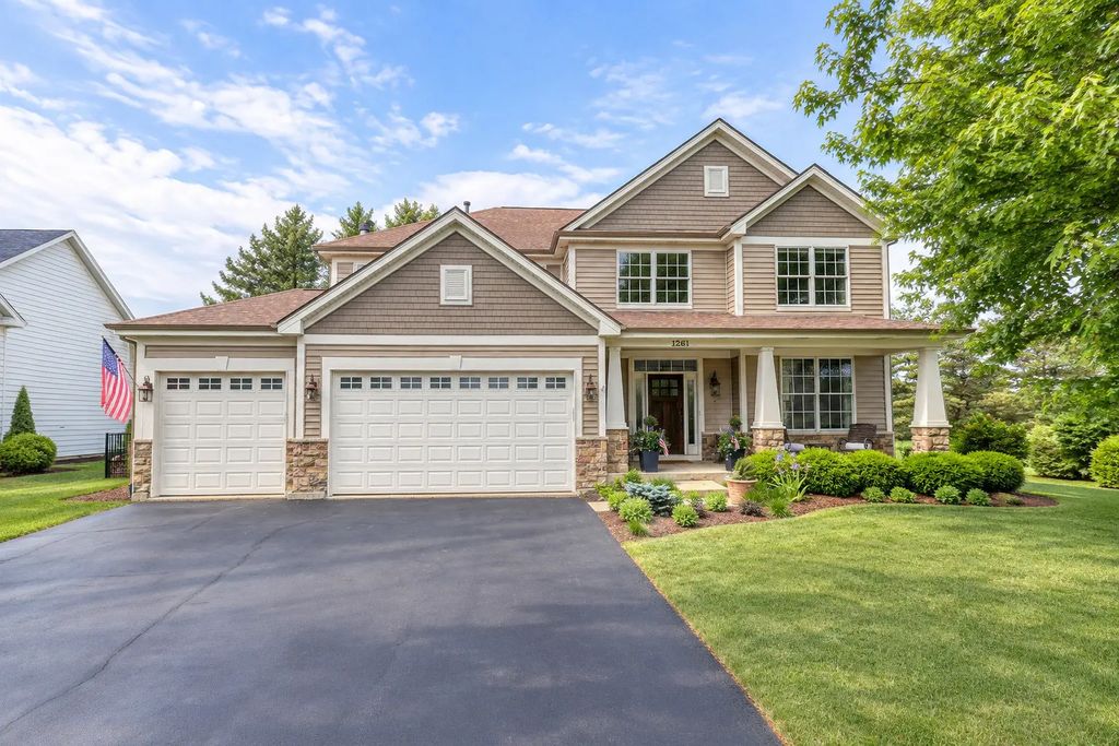 1261 Independence Avenue, Elburn