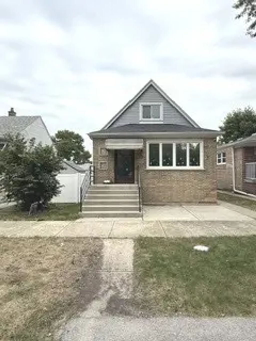 9959 S Escanaba Avenue, Chicago