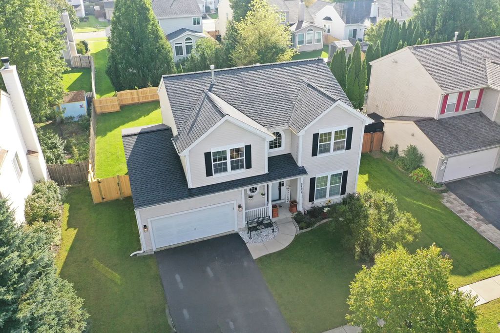 31601 N Pineview Boulevard, Lakemoor