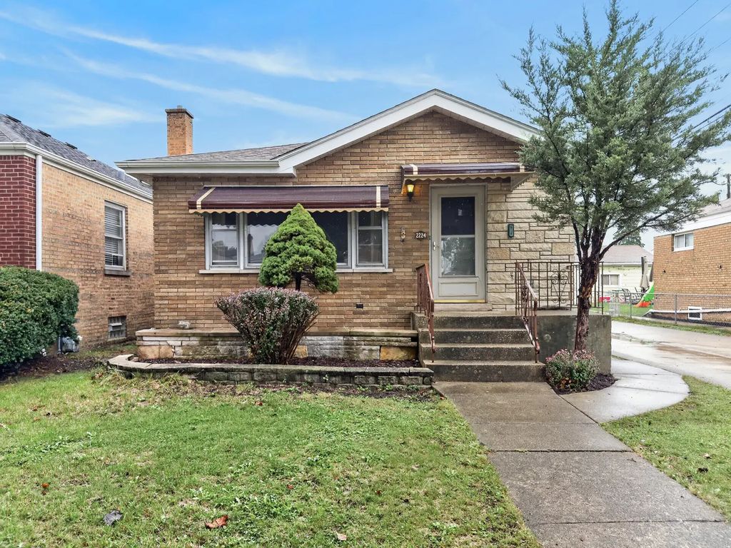2224 Park Avenue, North Riverside