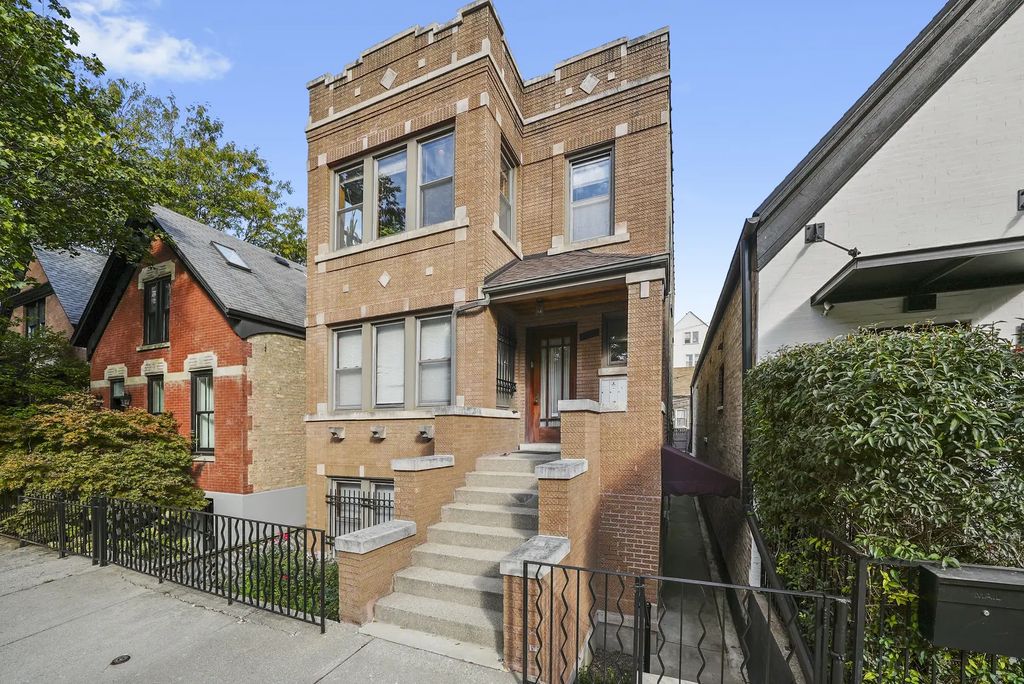2026 W Charleston Avenue G, Chicago
