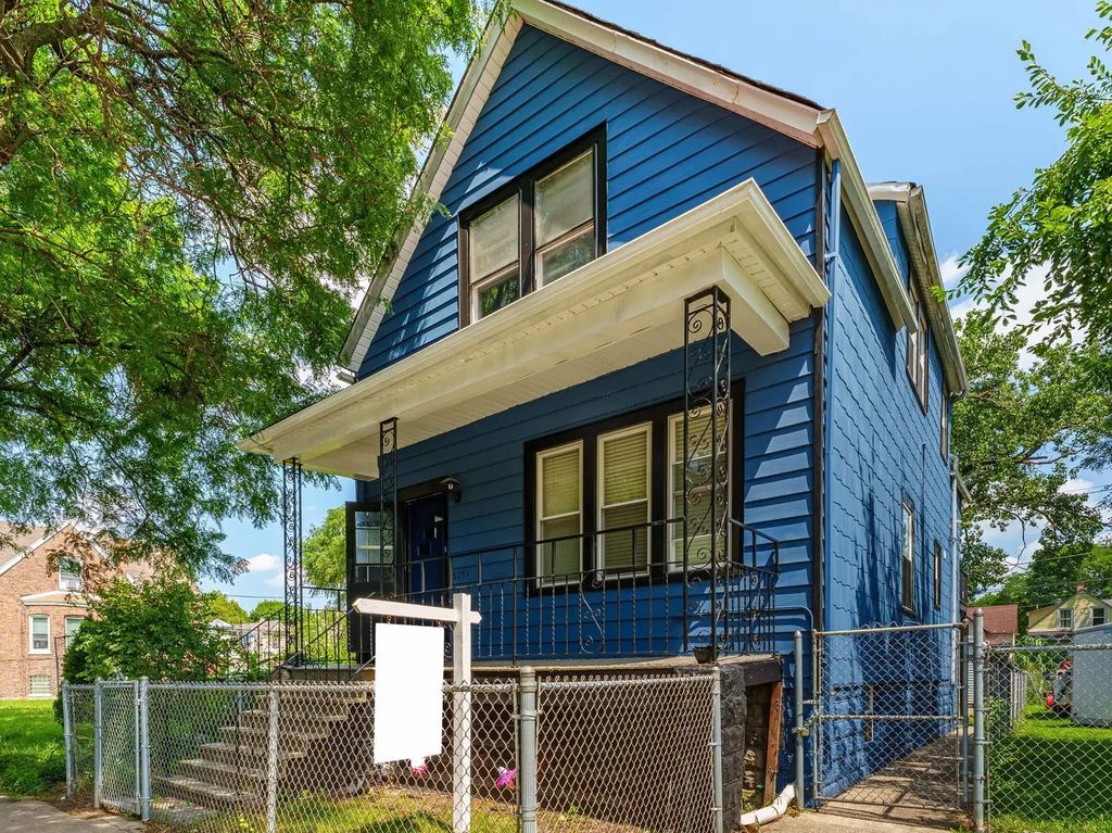 6731 S Loomis Boulevard, Chicago