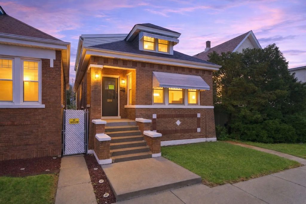 3422 W 60th Street, Chicago