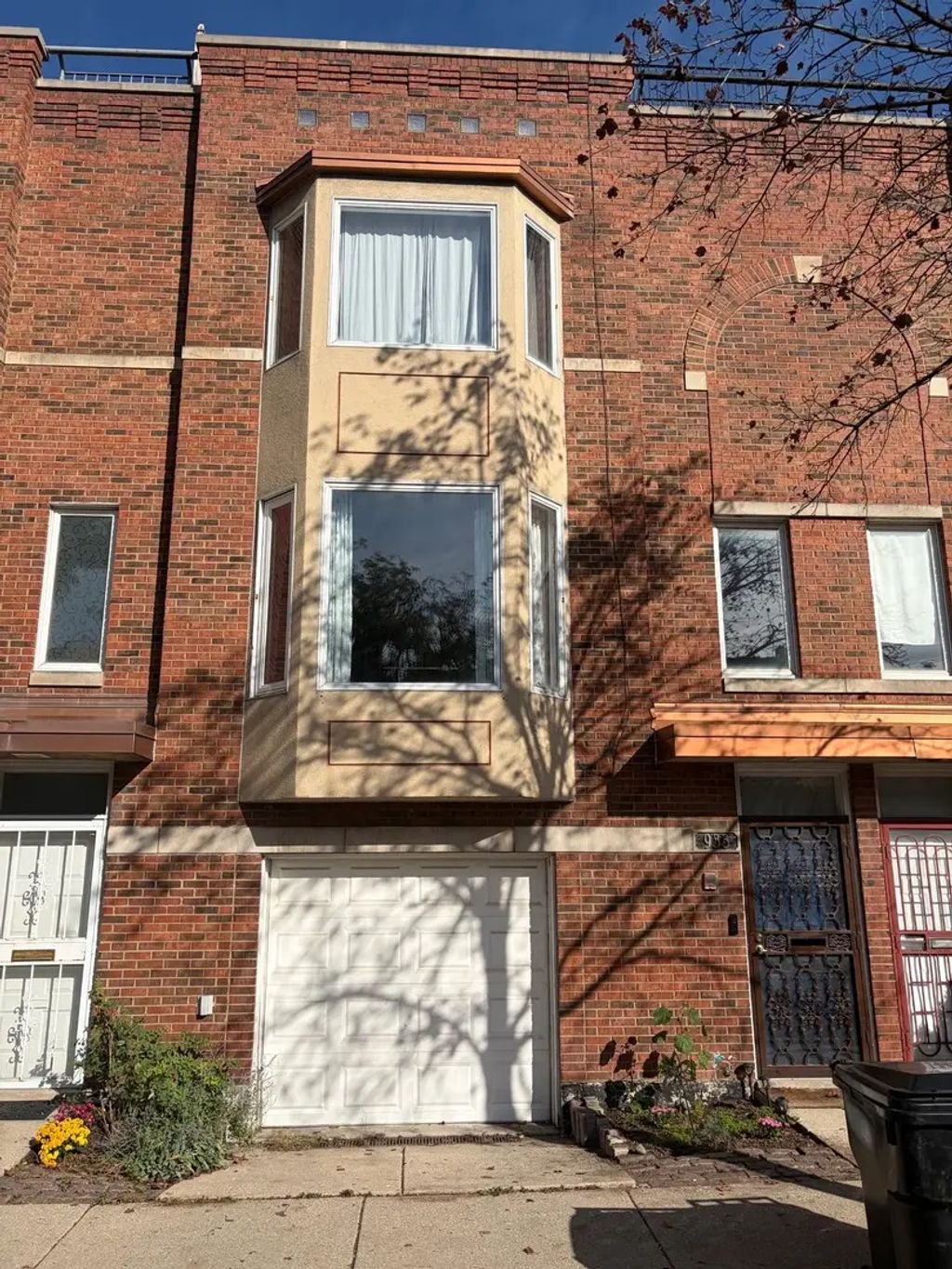 933 S Oakley Boulevard, Chicago