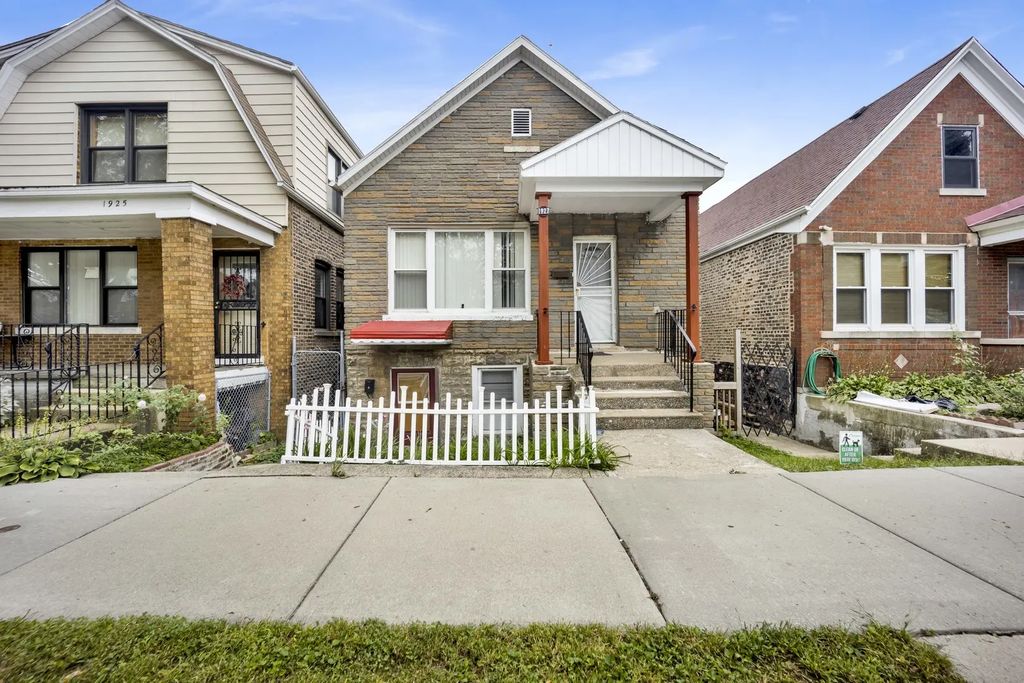 1927 W 34th Place, Chicago