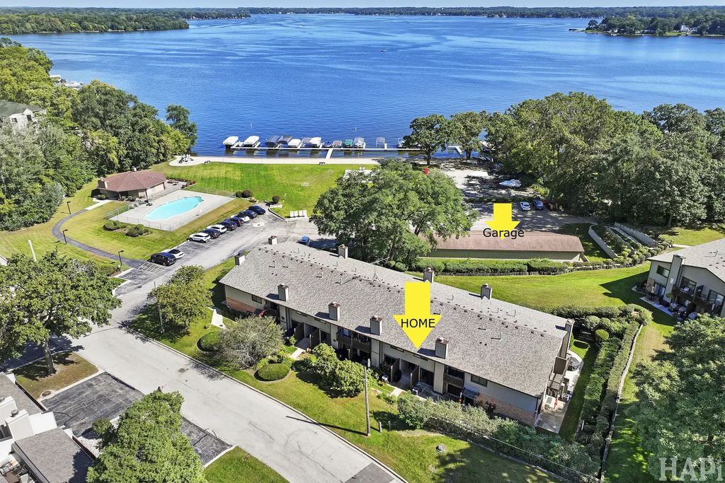 85 Mineola Road 1, Fox Lake