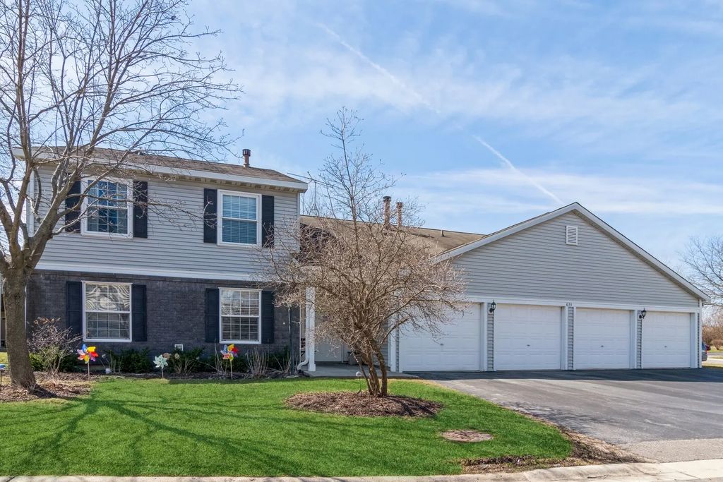 633 Mallard Court A2, Bartlett