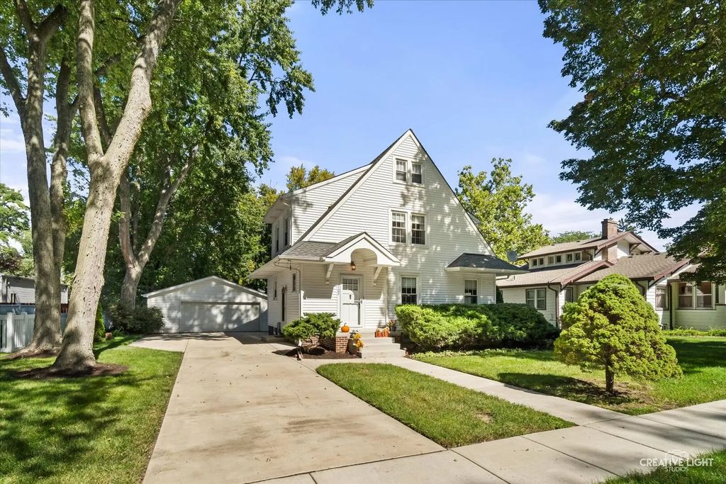 107 E Main Street, Yorkville
