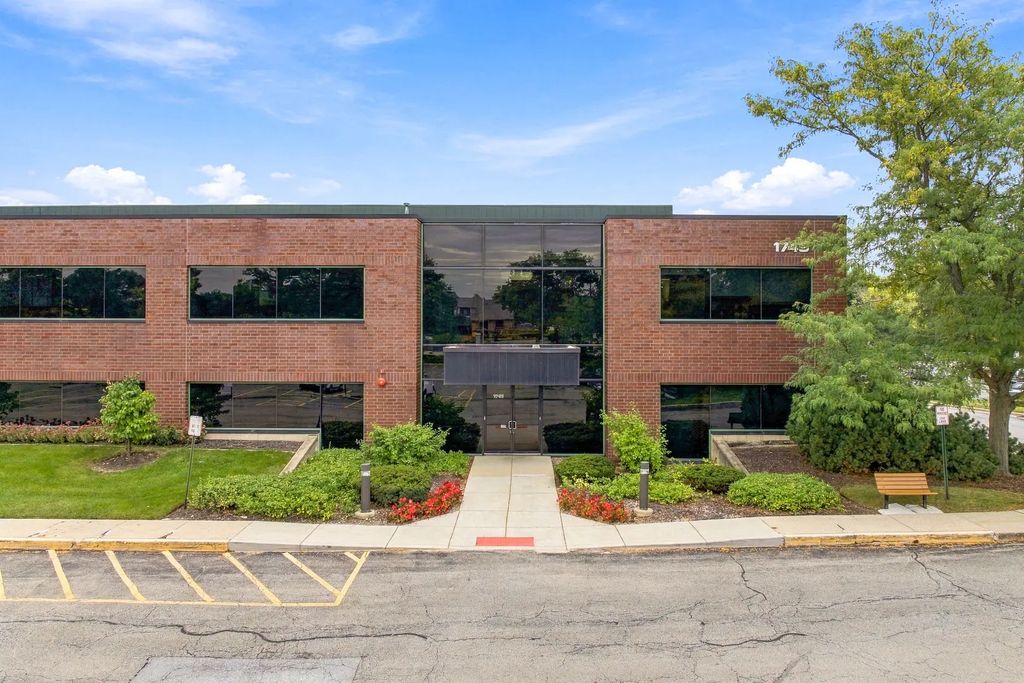 1749 S Naperville Road, Wheaton