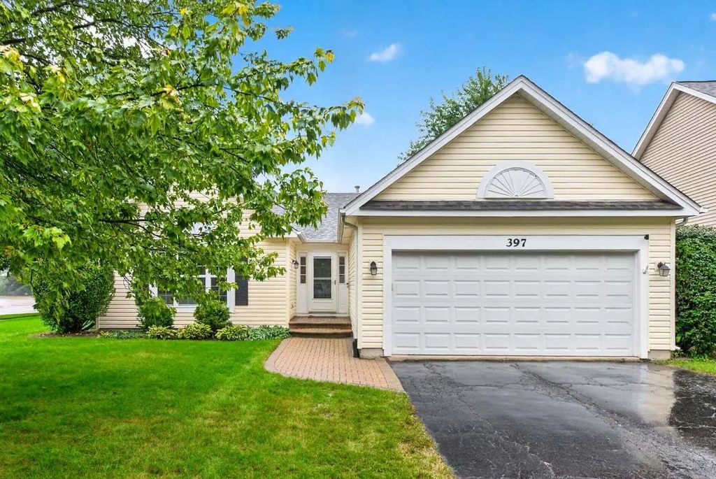 397 Meadowview Lane, Aurora