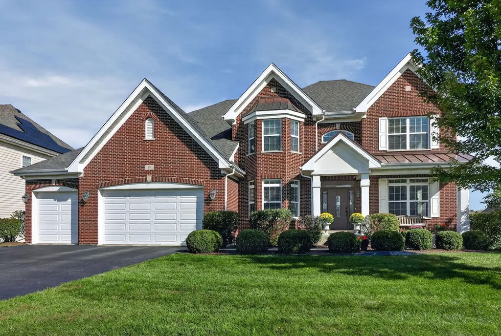 18 N Acacia Drive, Hawthorn Woods