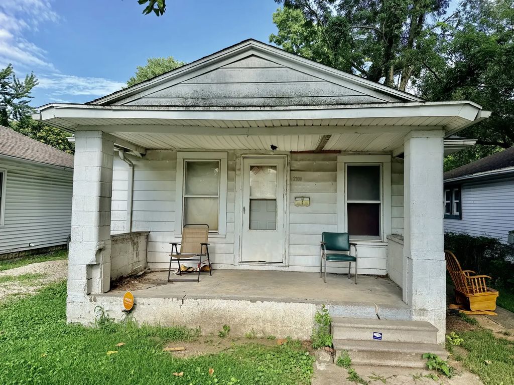 2180 S 17th Street, Springfield