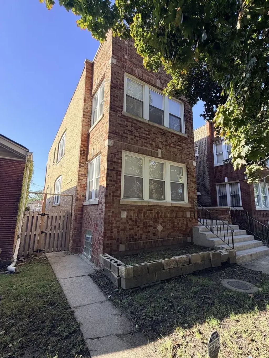 839 E 87th Place 1, Chicago
