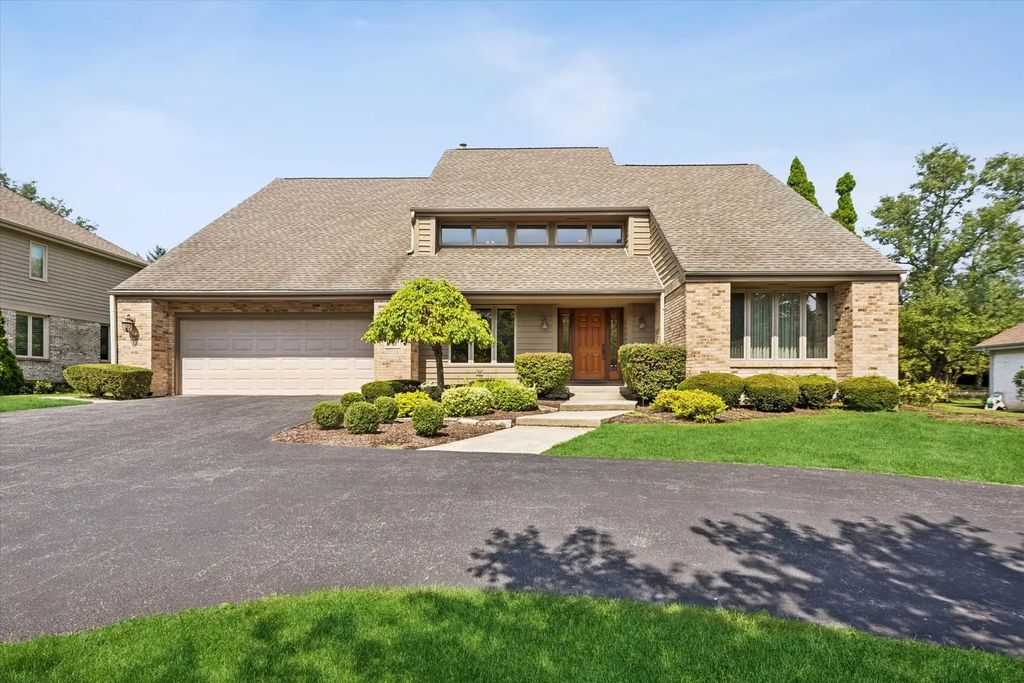 453 81st Street, Burr Ridge