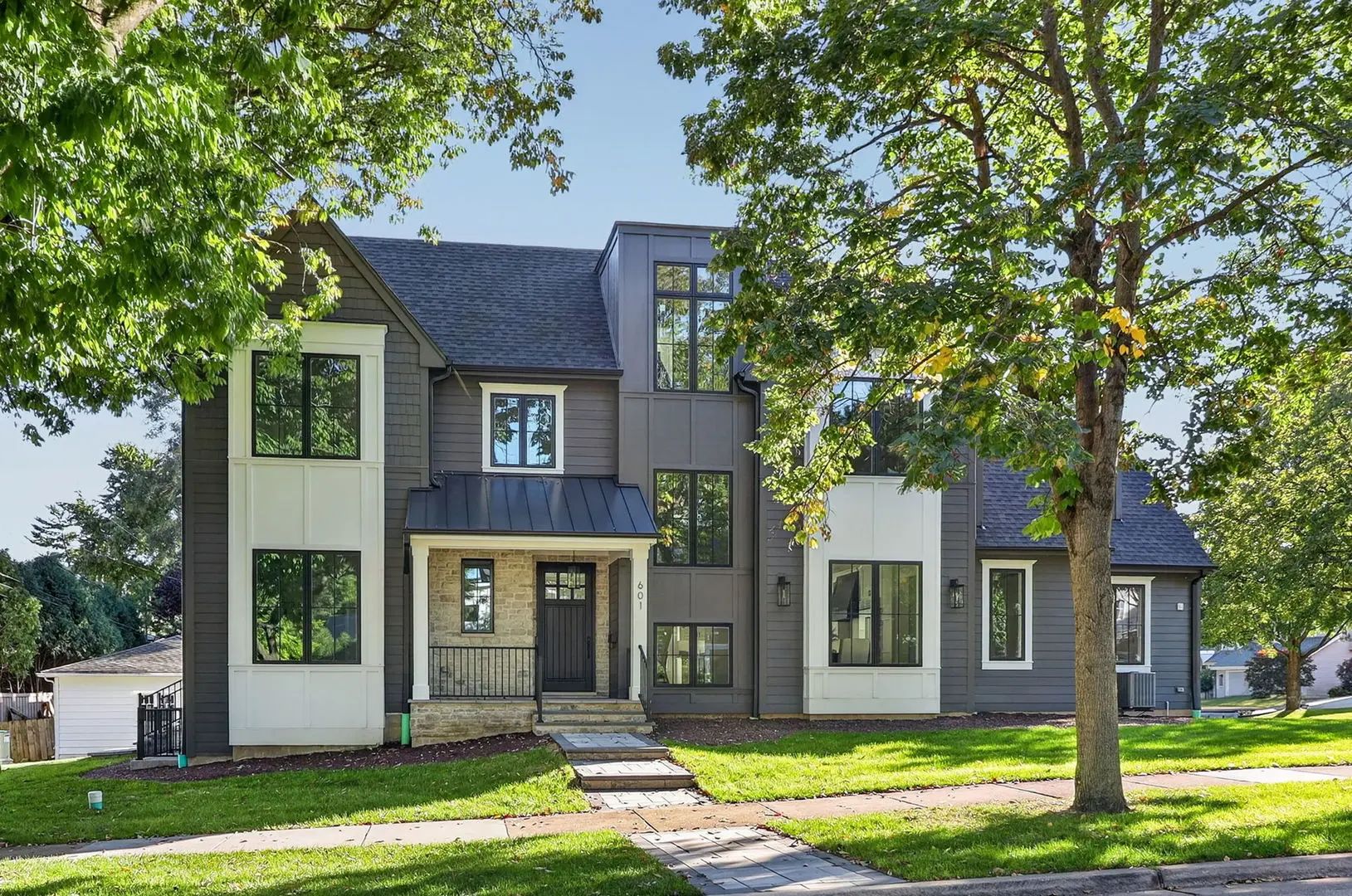 Photo of Listing #12772981