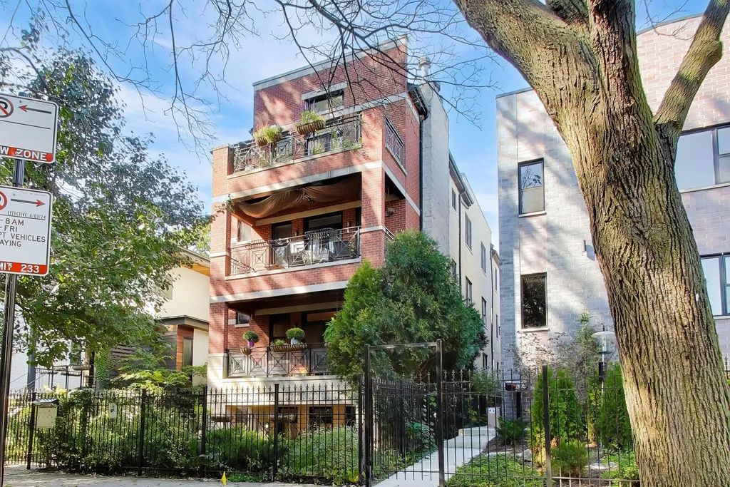 6100 N Hermitage Avenue G, Chicago