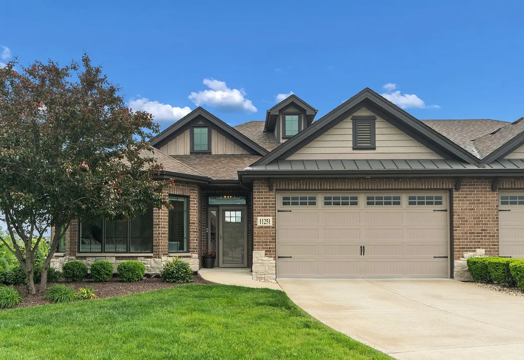11251 Pinecrest Court, Orland Park