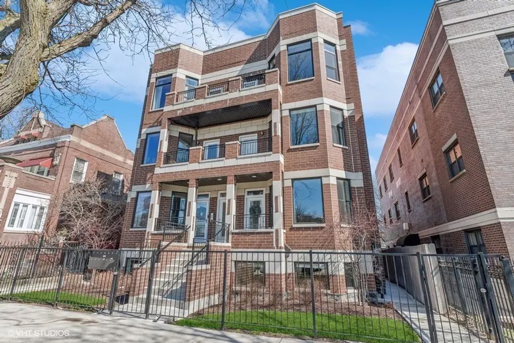 1739 N Humboldt Boulevard 1s, Chicago