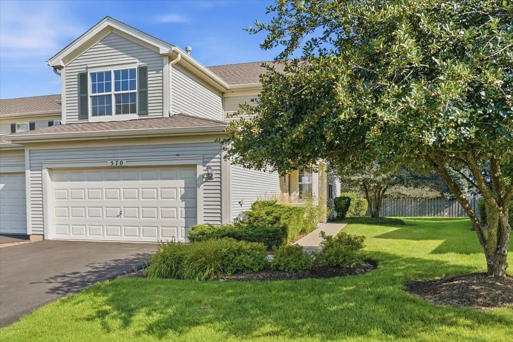570 W Kristina Lane, Round Lake