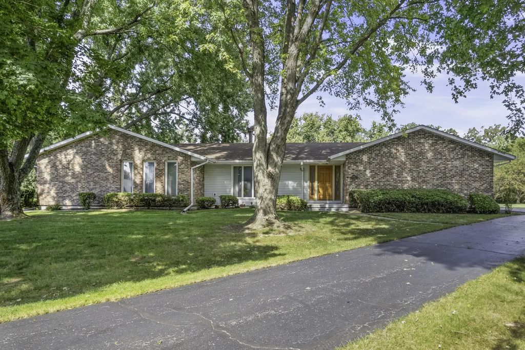 15617 Memory Lane, Sandwich